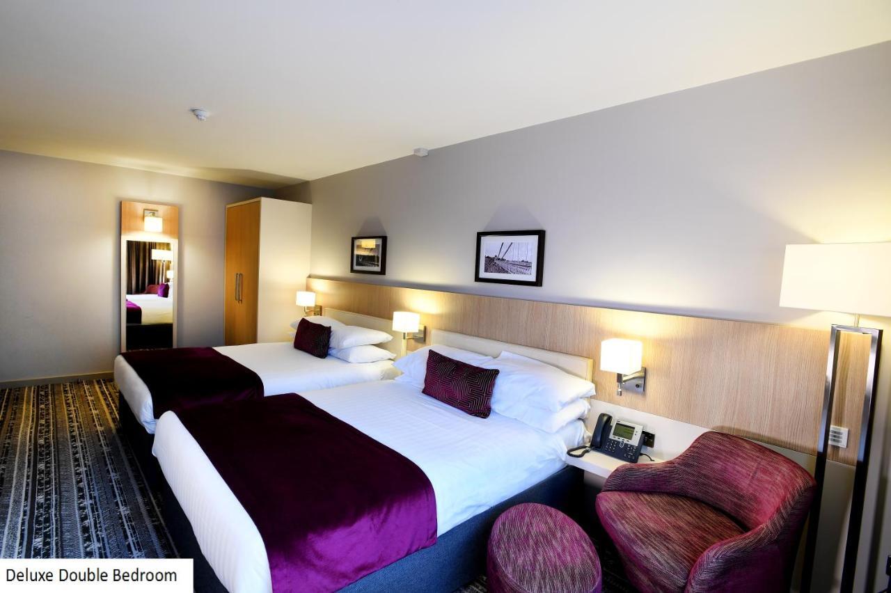 Lancaster Hotel Аксбрідж Екстер'єр фото